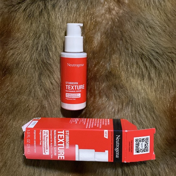 Neutrogena Niacinamide Stubborn Texture Serum - Picture 2 of 6